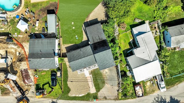 15 Beechwood Ave, Lakeville, MA 02347