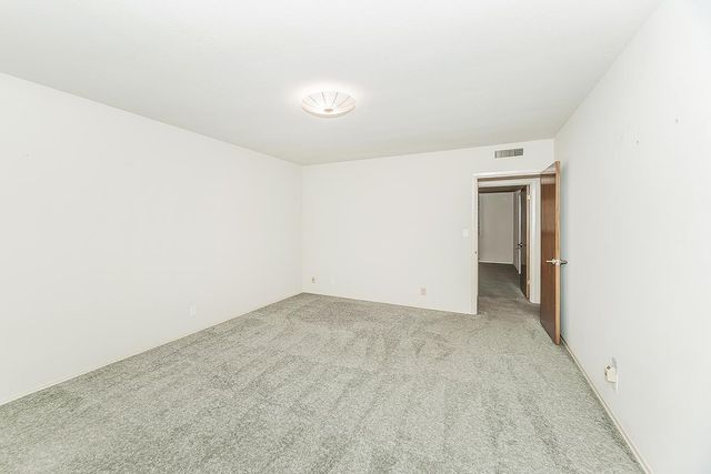 5903 E Butler Avenue, Fresno, CA 93727