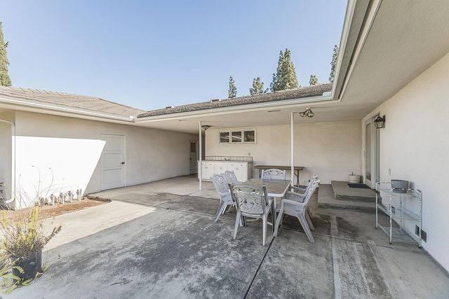 5903 E Butler Avenue, Fresno, CA 93727