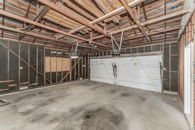 5903 E Butler Avenue, Fresno, CA 93727