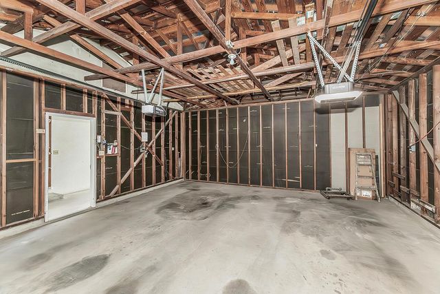 5903 E Butler Avenue, Fresno, CA 93727