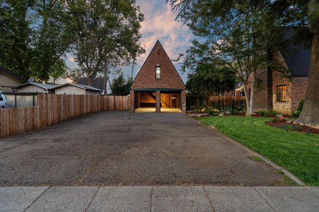 823 W Lodi Ave, Lodi, CA 95240