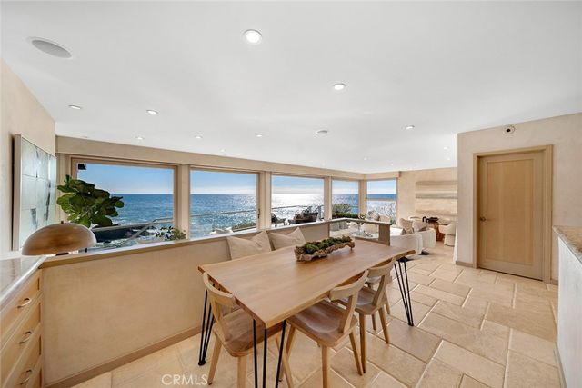1907 Ocean Way, Laguna Beach, CA 92651