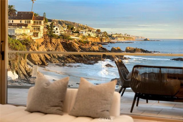 1907 Ocean Way, Laguna Beach, CA 92651