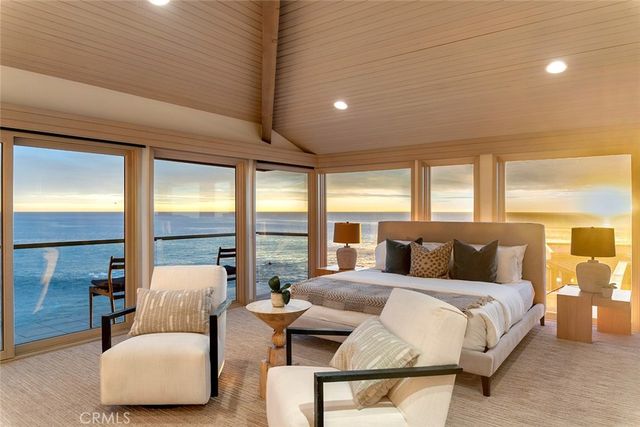 1907 Ocean Way, Laguna Beach, CA 92651