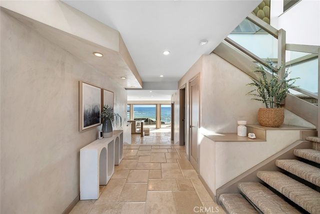 1907 Ocean Way, Laguna Beach, CA 92651