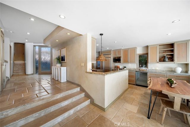 1907 Ocean Way, Laguna Beach, CA 92651