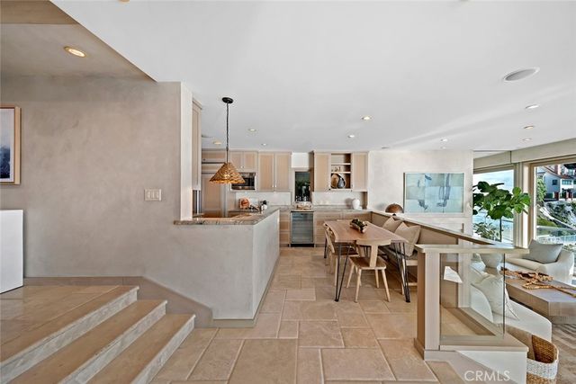 1907 Ocean Way, Laguna Beach, CA 92651