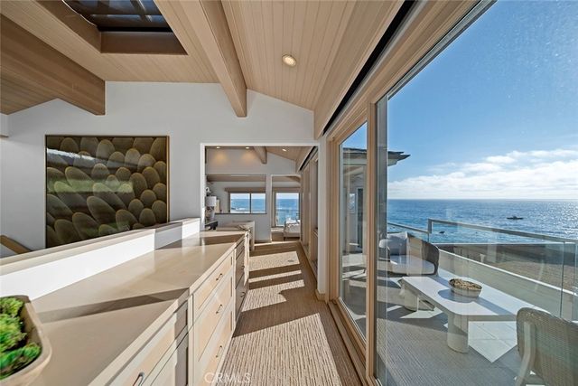 1907 Ocean Way, Laguna Beach, CA 92651
