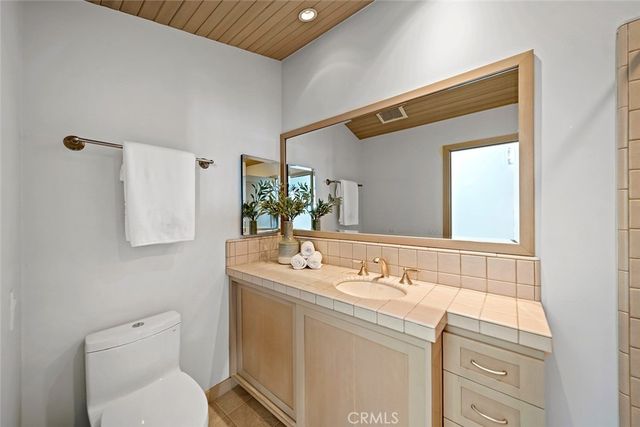 1907 Ocean Way, Laguna Beach, CA 92651