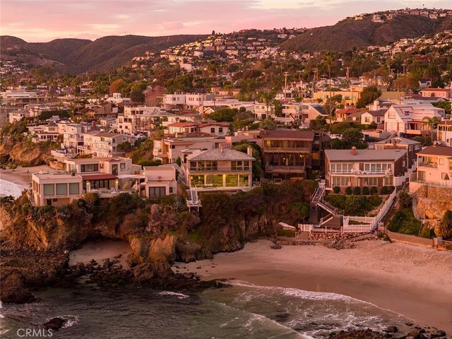 1907 Ocean Way, Laguna Beach, CA 92651