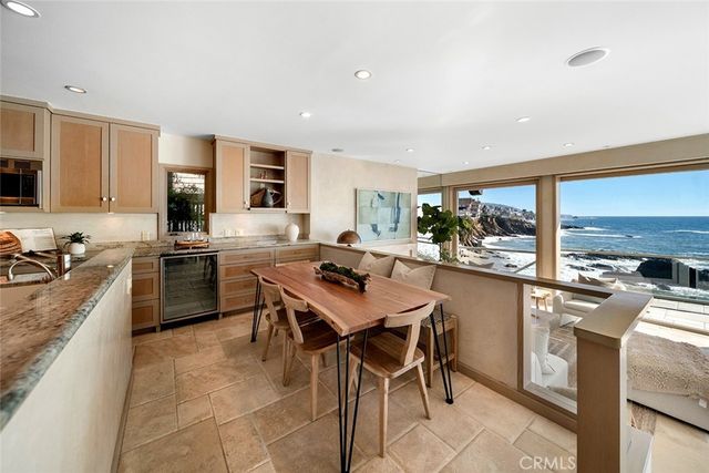 1907 Ocean Way, Laguna Beach, CA 92651