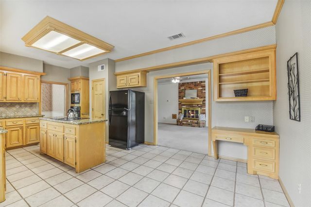 5623 Spring Lodge Drive, Kingwood, TX 77345