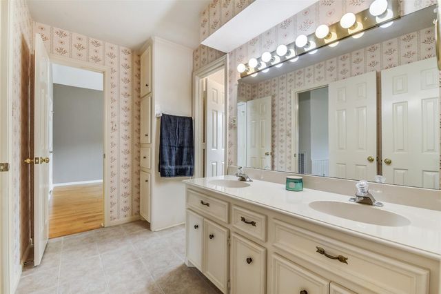 5623 Spring Lodge Drive, Kingwood, TX 77345