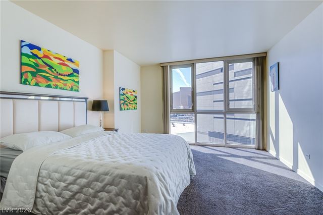 2877 Paradise Road 1406, Las Vegas, NV 89109