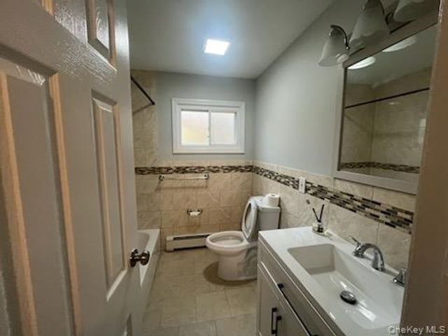 152-44 12th Avenue, Whitestone, NY 11357