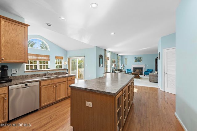 66 Vicari Way, Little Egg Harbor, NJ 08087