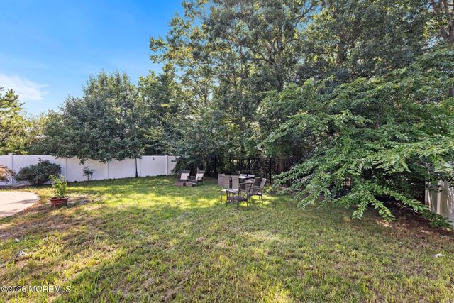 66 Vicari Way, Little Egg Harbor, NJ 08087