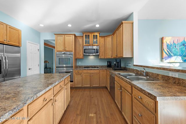 66 Vicari Way, Little Egg Harbor, NJ 08087