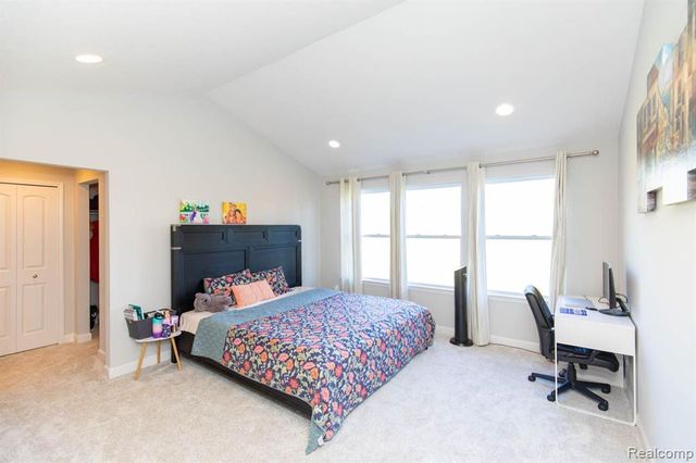 27123 Victoria Road, Novi, MI 48374