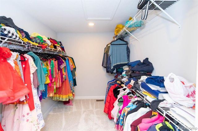 27123 Victoria Road, Novi, MI 48374