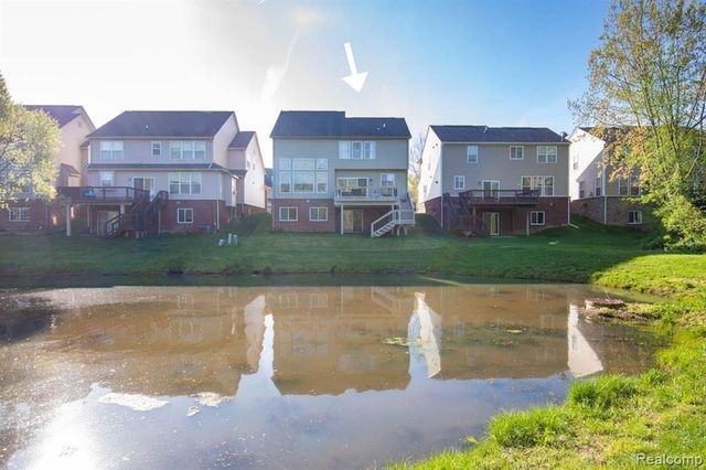 27123 Victoria Road, Novi, MI 48374