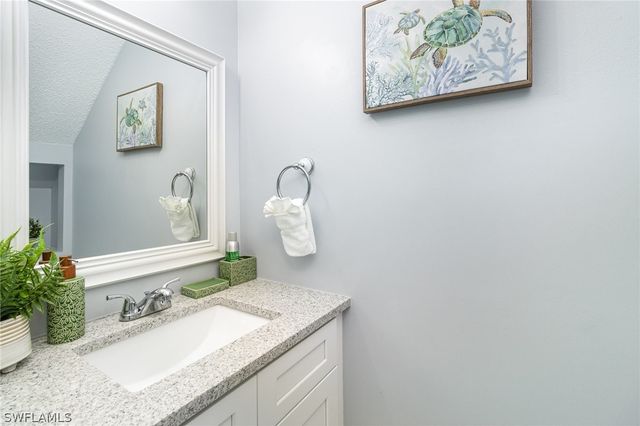 146 Clyburn WAY W I-6, Marco Island, FL 34145
