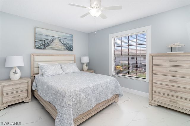 146 Clyburn WAY W I-6, Marco Island, FL 34145