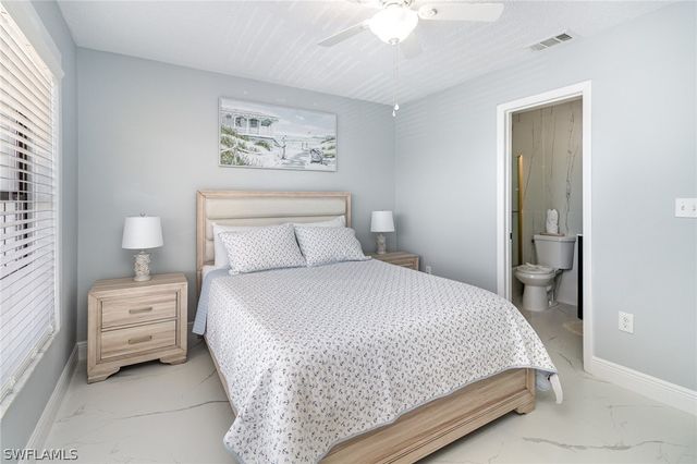 146 Clyburn WAY W I-6, Marco Island, FL 34145