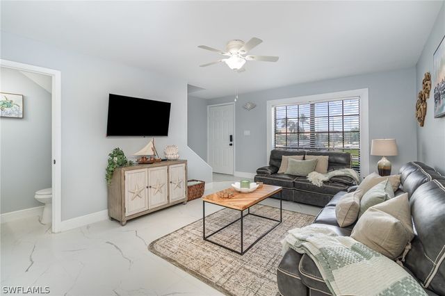 146 Clyburn WAY W I-6, Marco Island, FL 34145