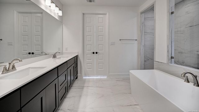 139 Hillside Park, San Antonio, TX 78253