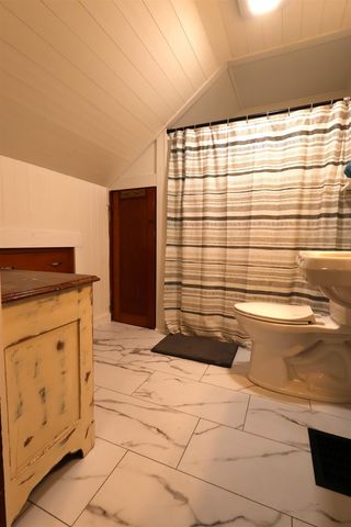427 Maple Street, Hartford, VT 05001