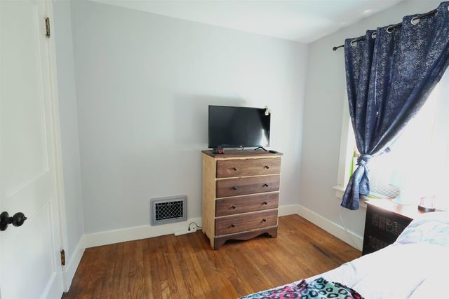 427 Maple Street, Hartford, VT 05001