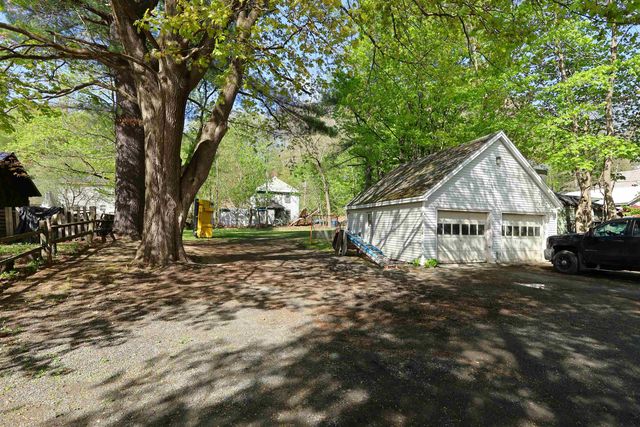427 Maple Street, Hartford, VT 05001