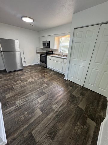 1640-1640 NE 71ST PLACE, Ocala, FL 34479