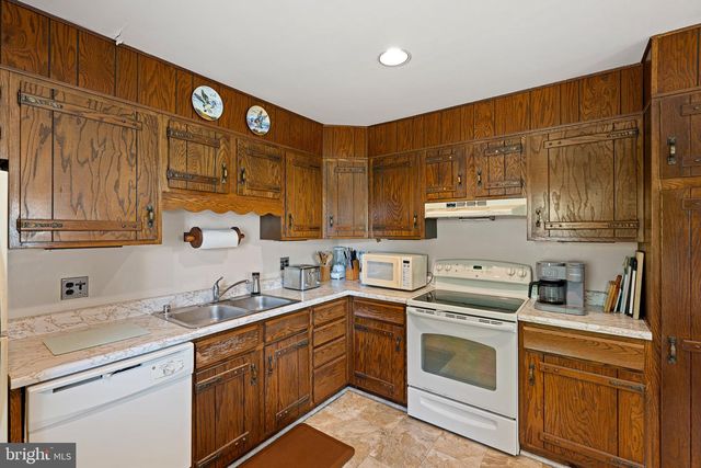 9 DRAPER DR, Rehoboth Beach, DE 19971