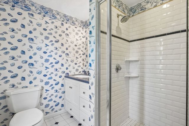 2 Berkley Cir, Hingham, MA 02043