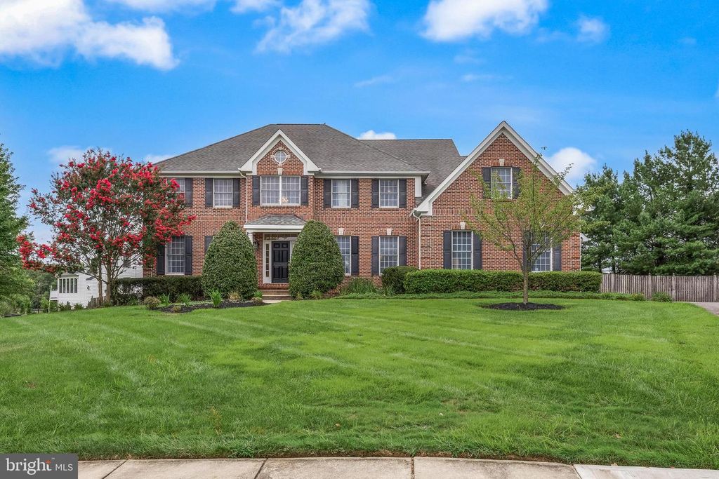 3 WHITE TAIL CT, Moorestown, NJ 08057