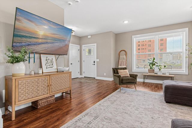 3126 Vincent Avenue N, Minneapolis, MN 55411