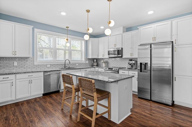 3126 Vincent Avenue N, Minneapolis, MN 55411