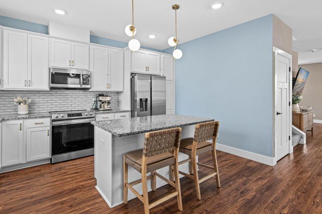 3126 Vincent Avenue N, Minneapolis, MN 55411