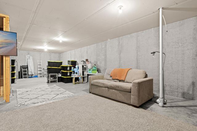 3126 Vincent Avenue N, Minneapolis, MN 55411