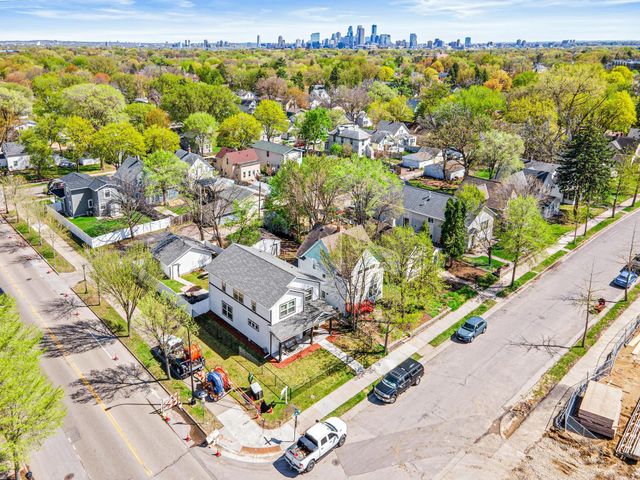 3126 Vincent Avenue N, Minneapolis, MN 55411