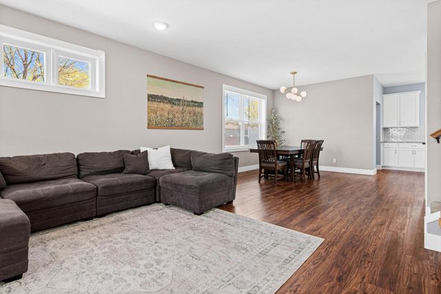 3126 Vincent Avenue N, Minneapolis, MN 55411