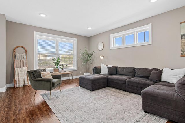 3126 Vincent Avenue N, Minneapolis, MN 55411