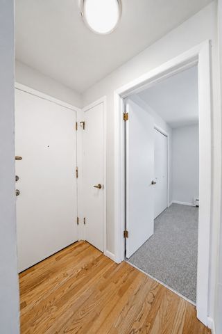 4306 N Keystone Avenue 303, Chicago, IL 60641