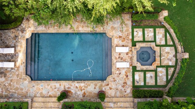 2255 King Fisher Drive, Westlake, TX 76262