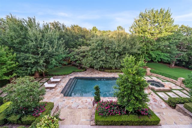 2255 King Fisher Drive, Westlake, TX 76262