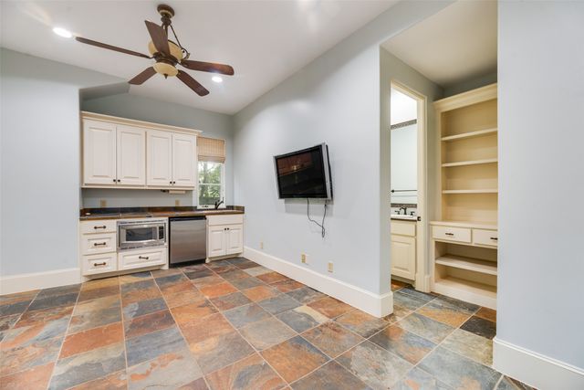 2255 King Fisher Drive, Westlake, TX 76262