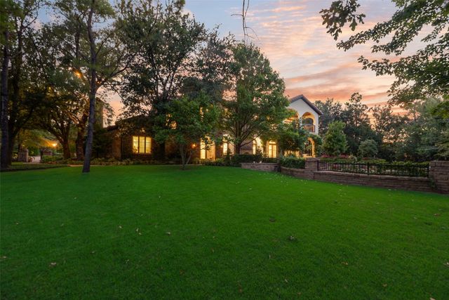 2255 King Fisher Drive, Westlake, TX 76262